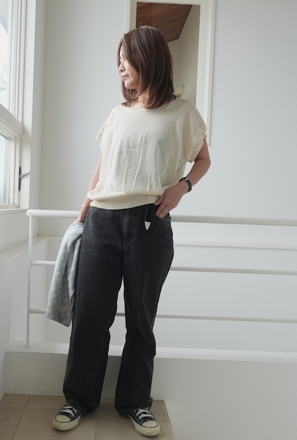 <select>cool touch sheer tops