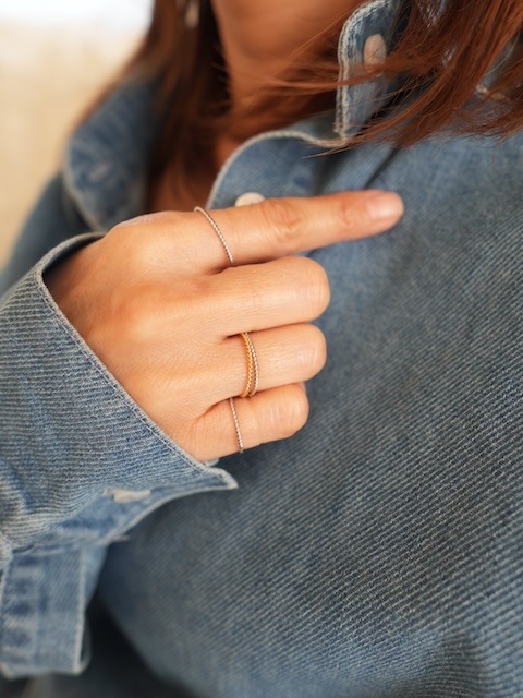 ＜select＞twist narrow ring