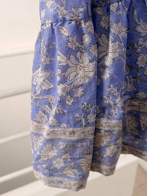 <select>block print dress