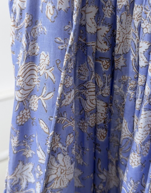 <select>block print dress