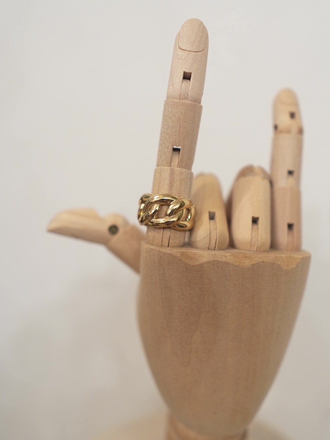 〈select〉WideChainMotifBrassRing