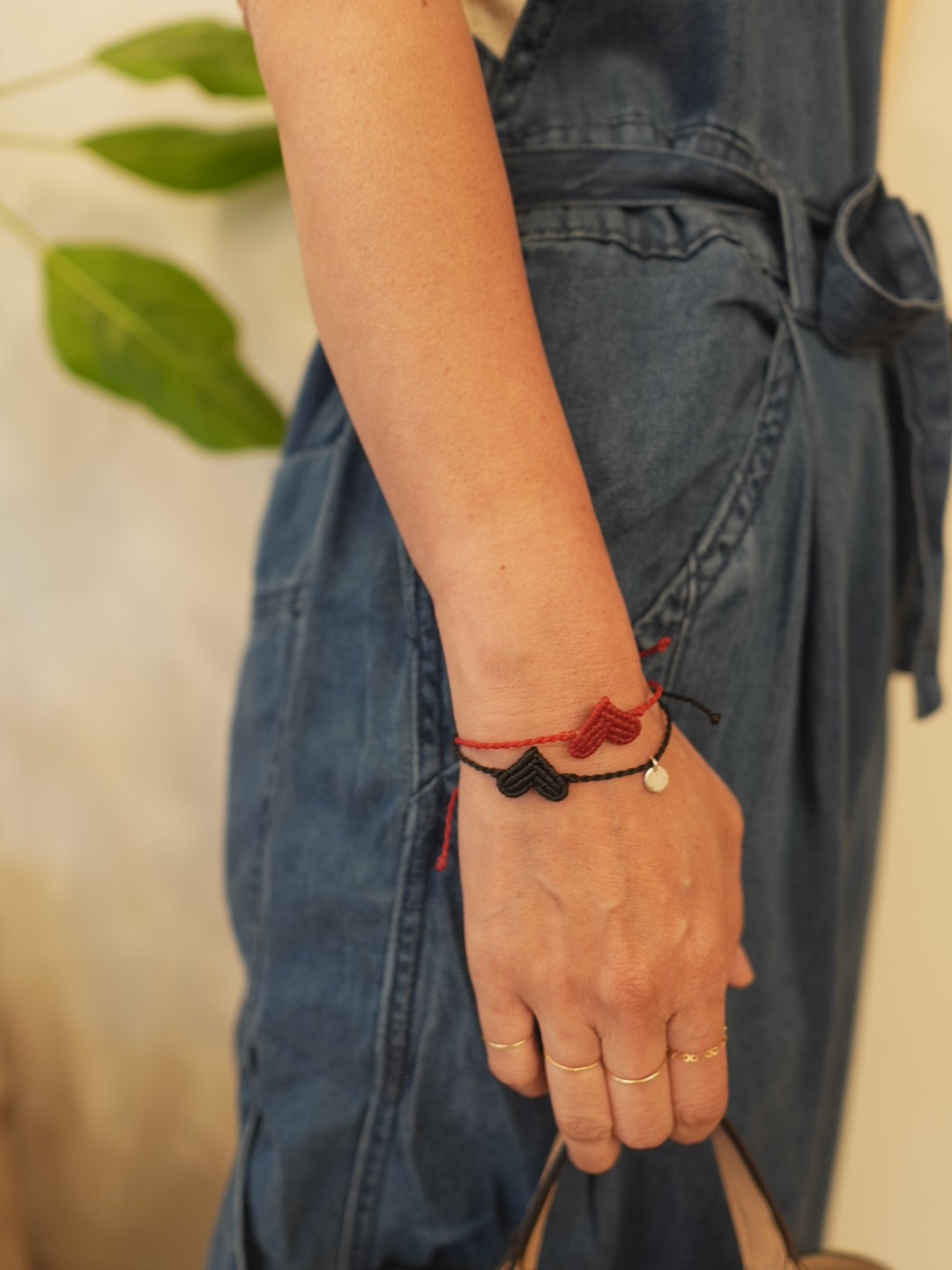 <select>wax code macramebracelet