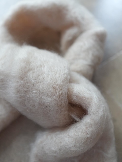 ＜select＞mohair wool muffler