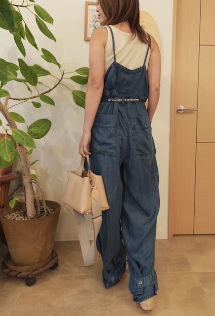 <select>lyocell denim salopette
