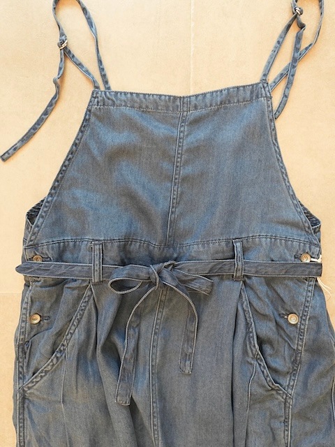 <select>lyocell denim salopette