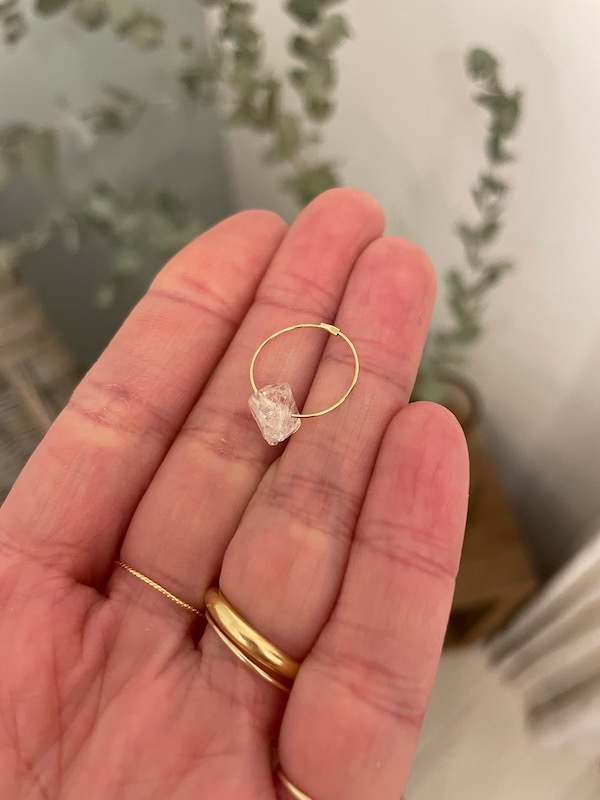 ＜Treasured Friends＞HerkimerHoopPierce M