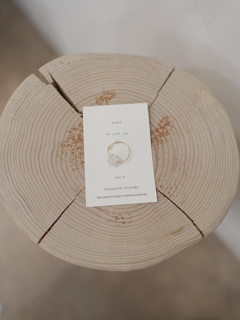 ＜Treasured Friends＞HerkimerHoopPierce M