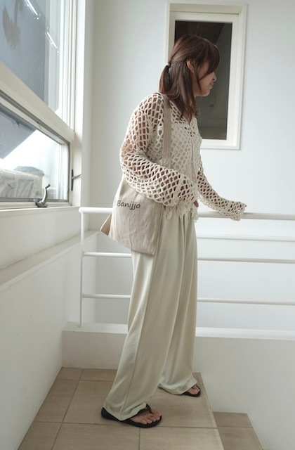 ＜select＞satin like easy pants