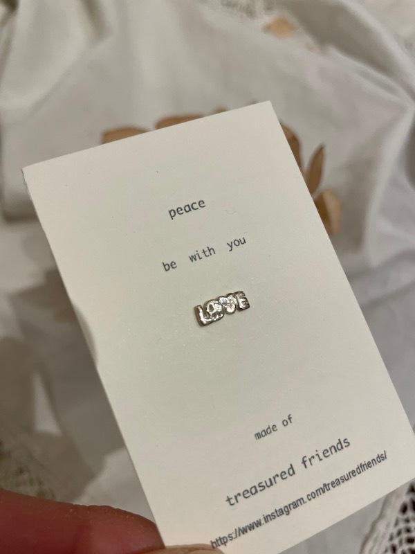 ＜Treasured Friends＞Silver Love and peace post Pierce