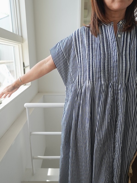 ＜select＞pin tuck dress