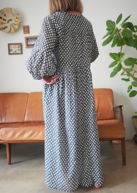 ＜select＞rhombus print dress