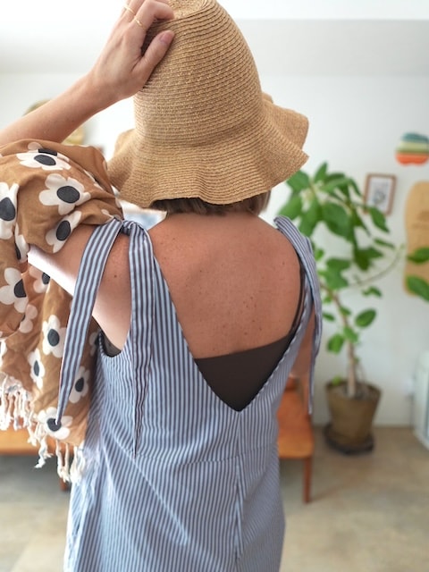 <I'm Laughy>Stripe ”shoulder tie allinone”