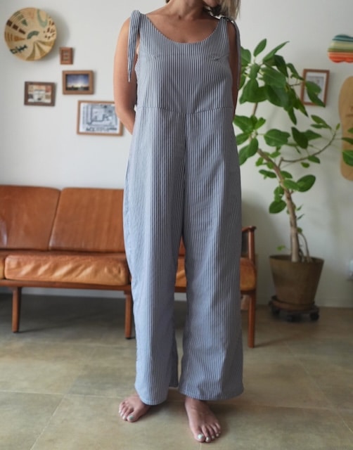 <I'm Laughy>Stripe ”shoulder tie allinone”