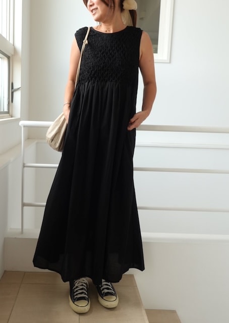 <select>hand smocking dress