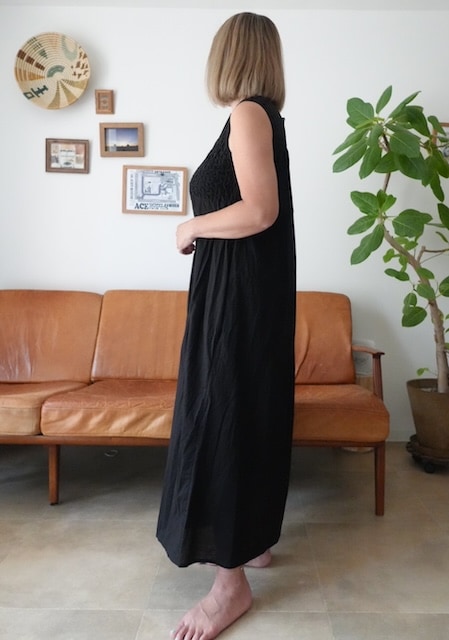 <select>hand smocking dress
