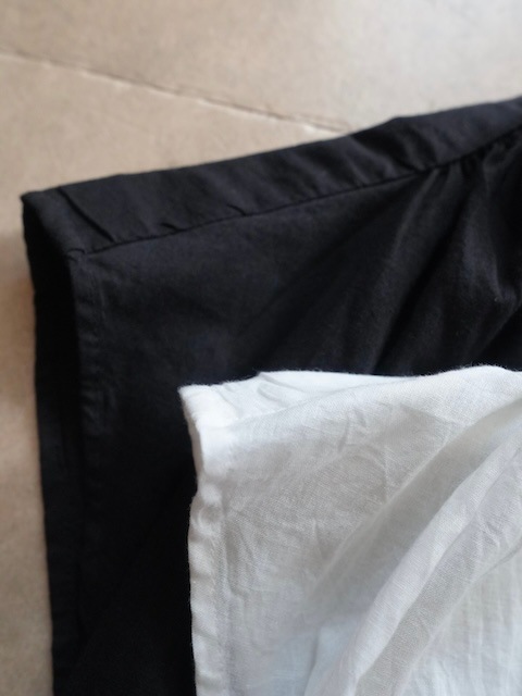 ＜select＞gather frilled blouse