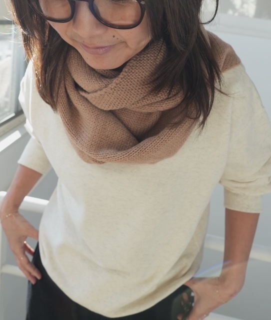 ＜select＞triagle knit headscarf