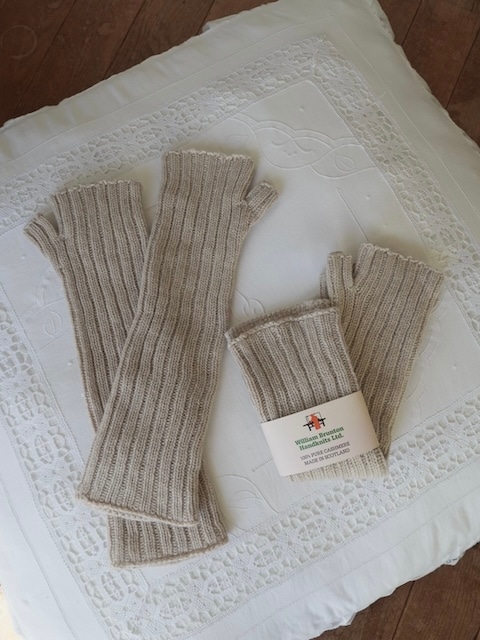 ＜select＞cashmere 100％ rib armwarmer