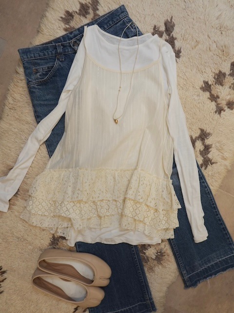 ＜select＞hem lace tops