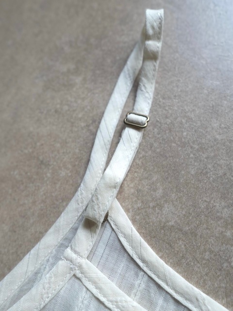 ＜select＞hem lace tops