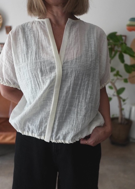 <select>slab gather blouse