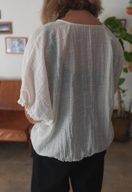 <select>slab gather blouse