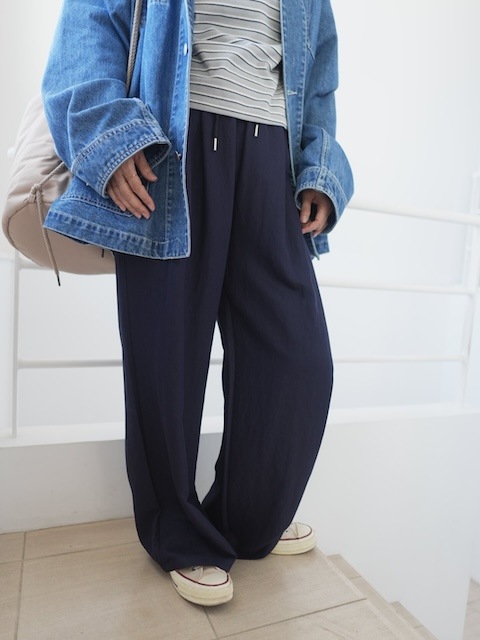 ＜select＞satin twilltuck easy pants