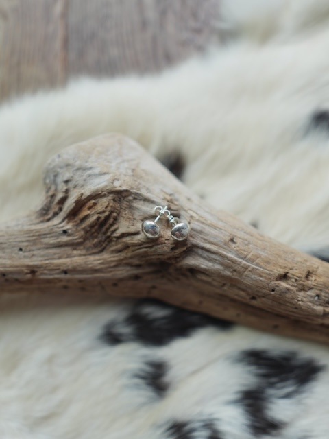 ＜Indian Jewelry＞S silver ball pierce