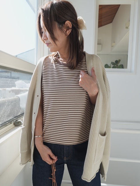 ＜select＞border no sleeve tops
