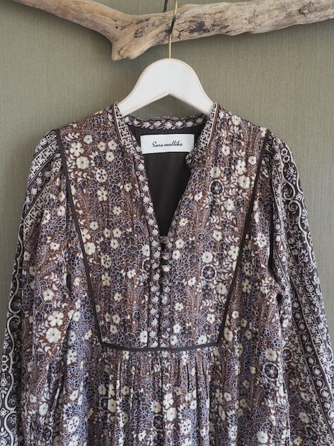 ＜Sara Mallika＞Flower Print Dress