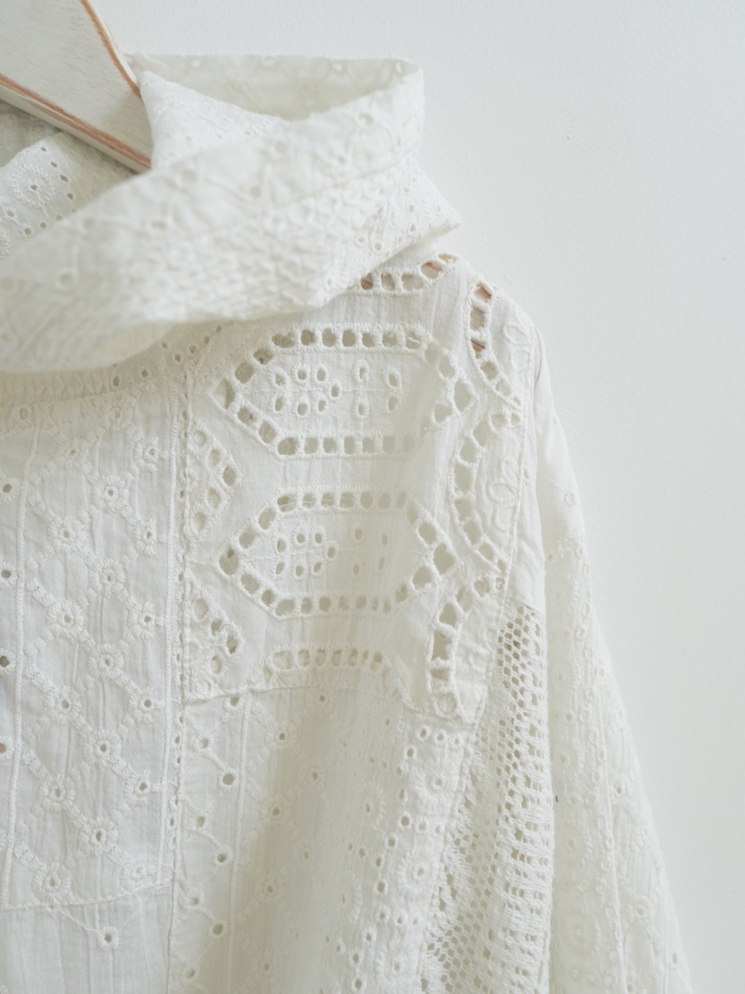 ＜select＞cutwork lace zip jacket