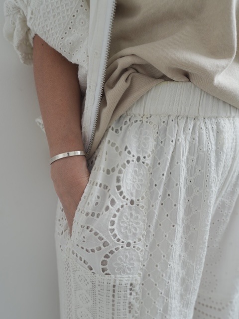 ＜select＞cutwork lace wide easy pants