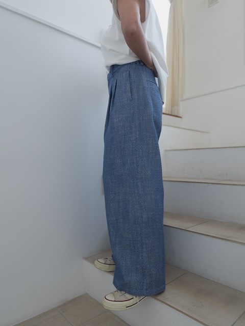 ＜select＞herringbone tuck pants