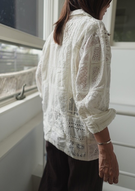 <select>patchwork lace jacket