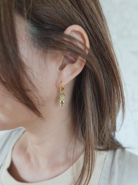＜select＞hamsa and spells pierce