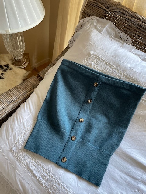 <GBLUE>plane knit bustier