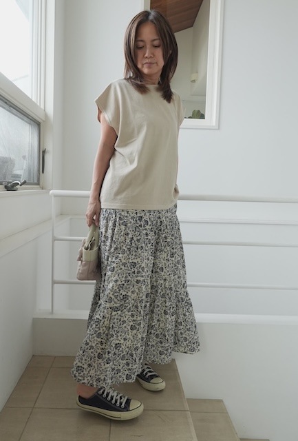 ＜select＞flowerprint skirt