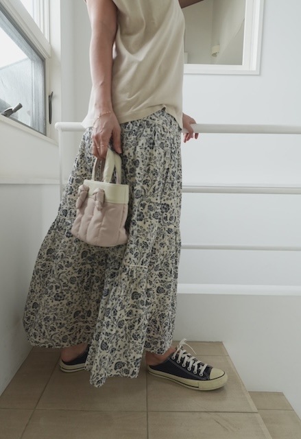 ＜select＞flowerprint skirt