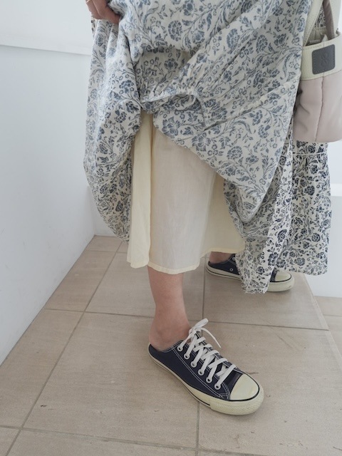 ＜select＞flowerprint skirt