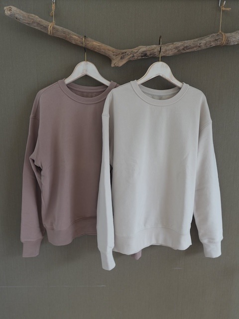 ＜select＞classic crew sweat tops
