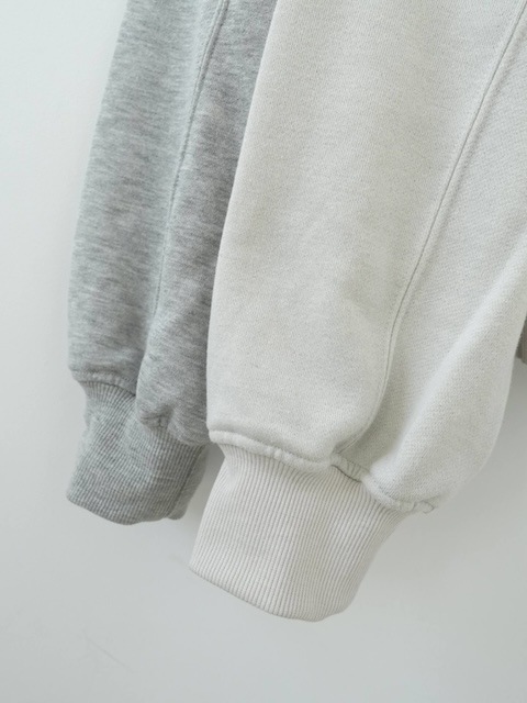 ＜select＞random hem shiny sweat