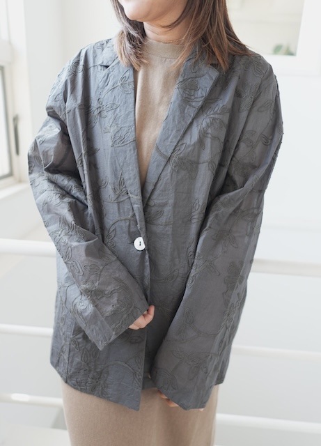 ＜select＞sheer embroidery jacket