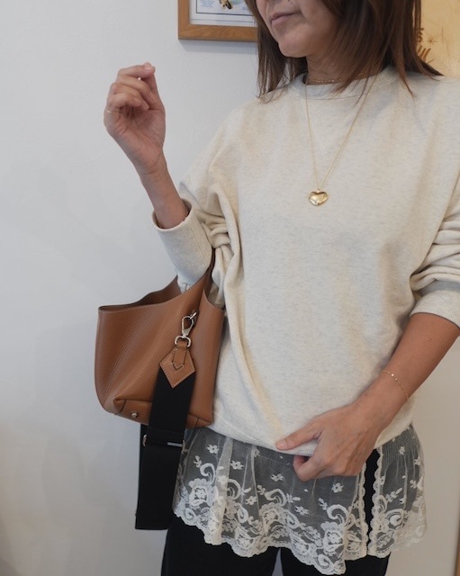 ＜select＞V-Gusset sweat