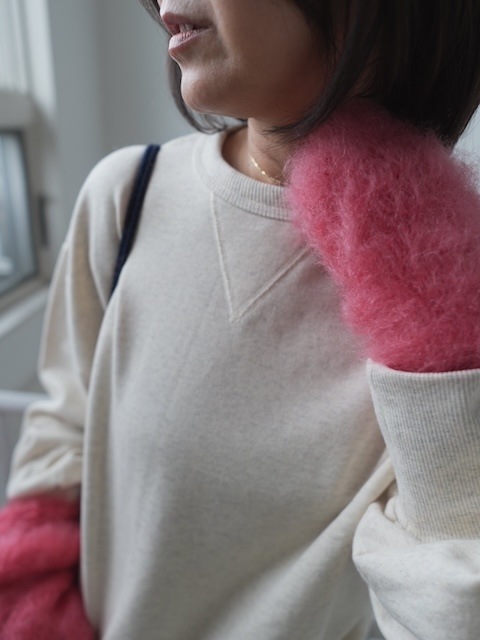 ＜select＞V-Gusset sweat