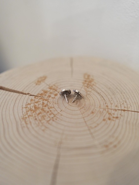 ＜Indian Jewelry＞silver heart plate pierce