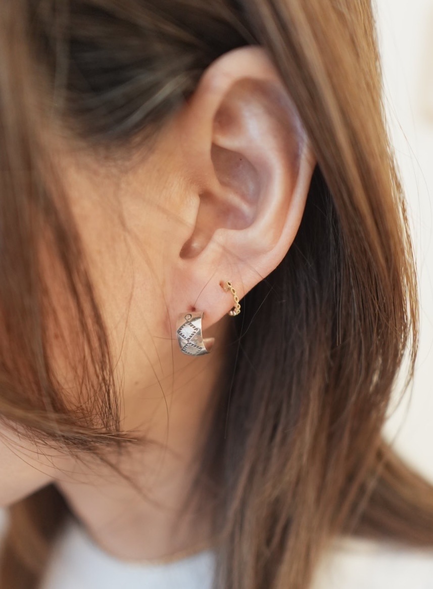 ＜Indian Jewelry＞navajo argyle half hoop pierce