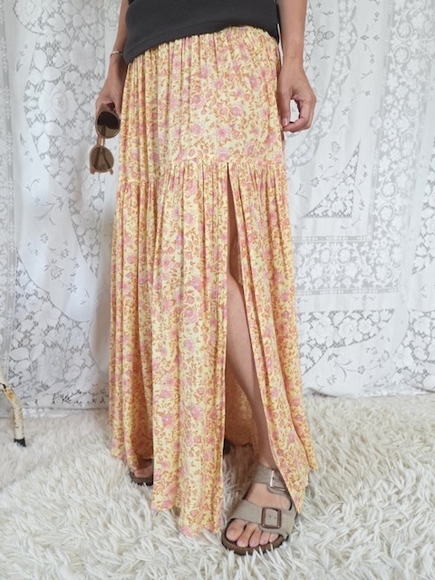 ＜BILLABONG＞floral skirt
