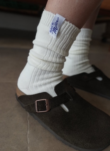 <select>crew socks