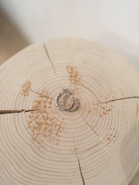 ＜Indian Jewelry＞navajo half hoop pierce