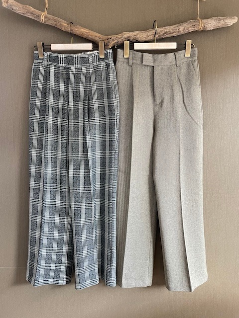 ＜GBLUE＞wool like center press pants